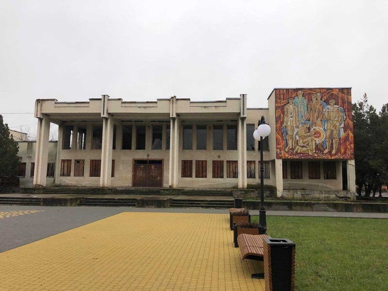Нежитлова будівля - м. Берегове, Закарпатська обл.
