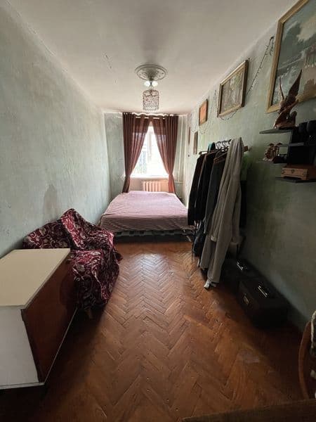 Продам 3-кімнатну квартиру в центрі міста!