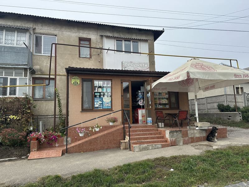 Продам магазин с квартирой!!!  Торг!!!