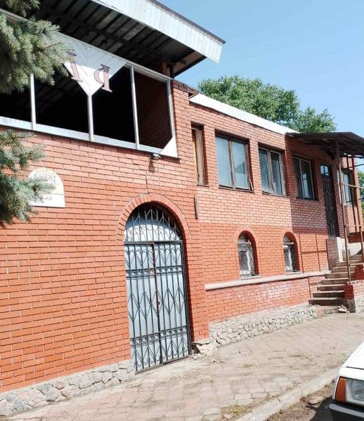 Продам нежитлову будівлю