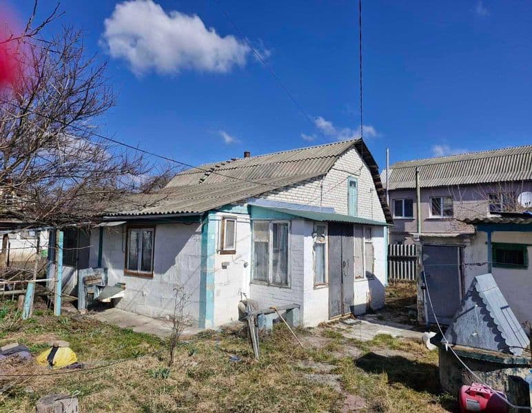 Два будинки на одній ділянці в м. Фастів, 6 соток.