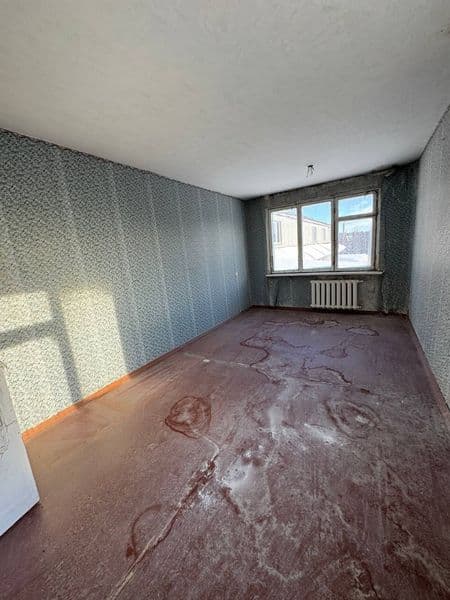 Продажться бюджетна 3х кімнатна квартира по вул.Дружби Народів.