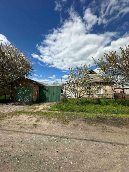 Продам свій будинок в доброму стані