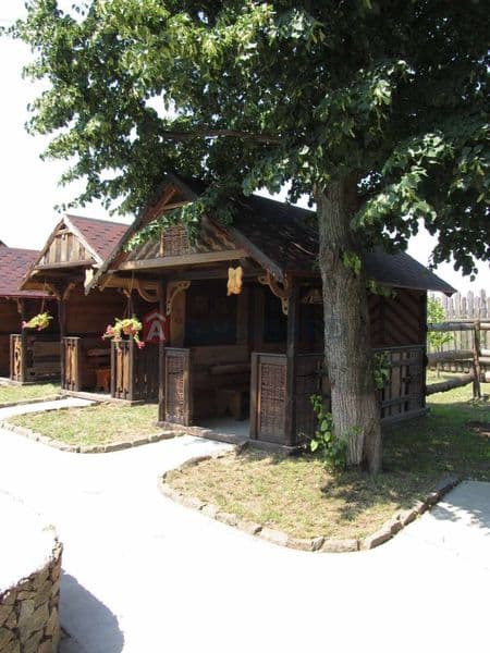 продаж комплексу під бізнес