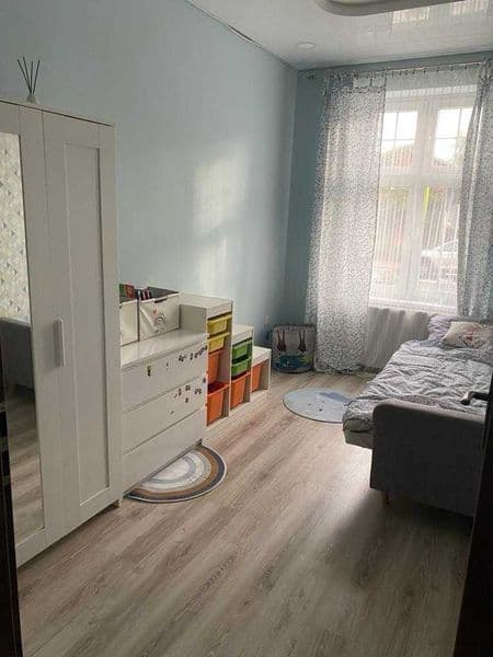 Przestronne mieszkanie 81 m² z garażem i dodatkowymi pomieszczeniami – świetna lokalizacja!