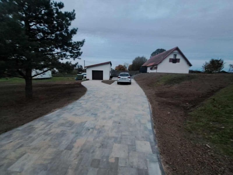 Dom po remoncie + duża działka + dodatkowa działka budowlana + garaż | Piękne Kaszuby