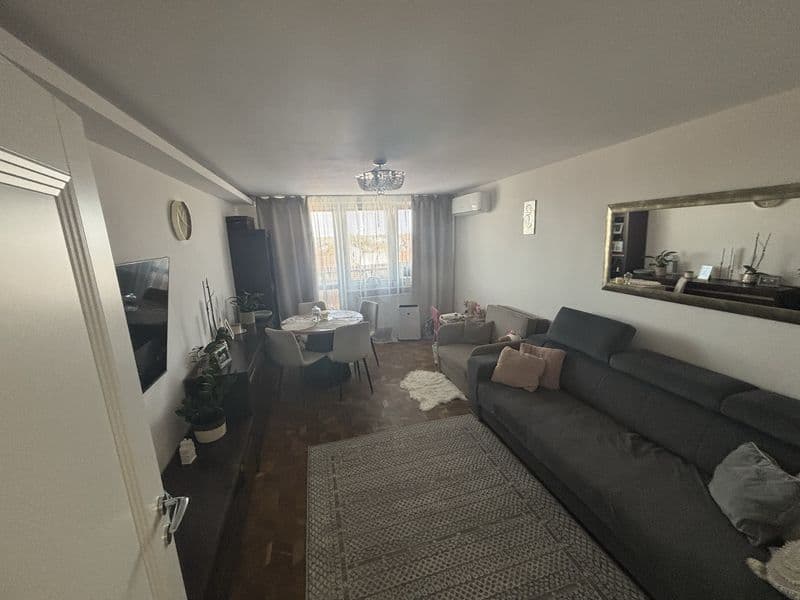 Sprzedam mieszkanie 52m, niski czynsz ,duzy balkon.