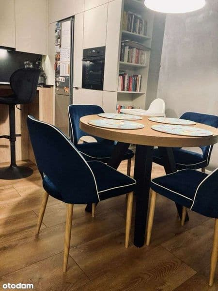 Przestronne 4-pokojowe mieszkanie z balkonem i garażem