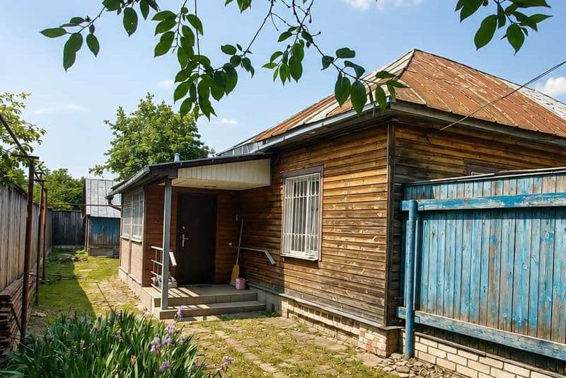 Продається приватний будинок в провулку П. Сагайдачного (Джамбула)