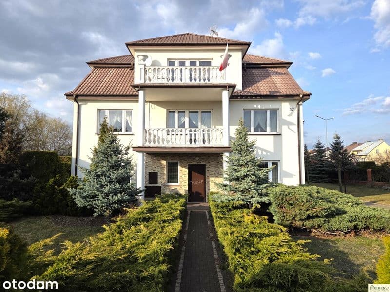 Duży potencjał inwestycyjny. Budynek 264 m2 + działka 14 arów - Łuków