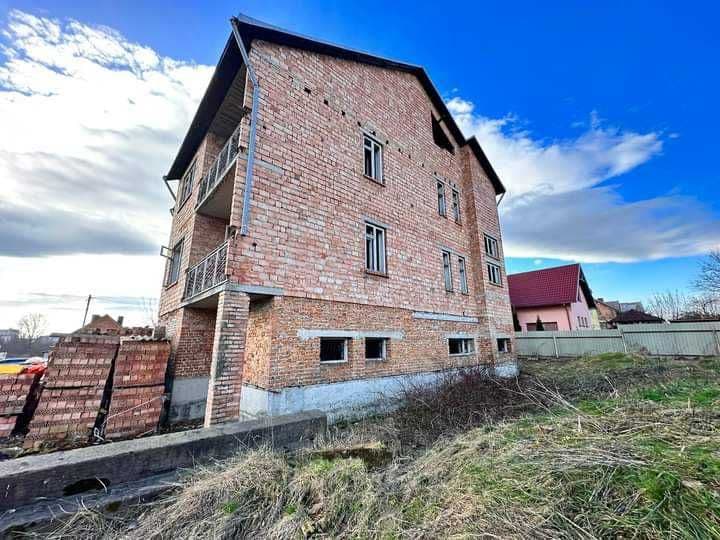 Терміново продам  будинок.