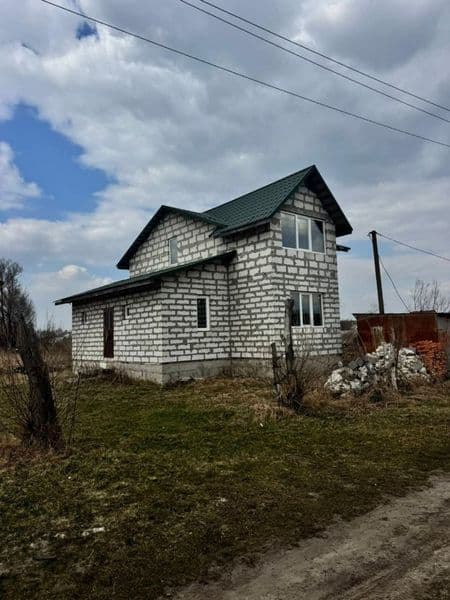 Будинок двохповерховий