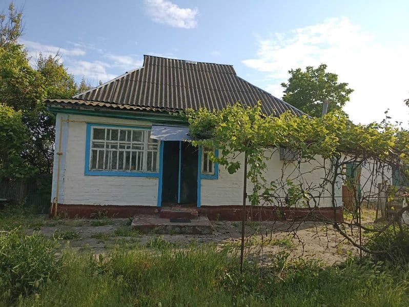 Продаж будинку у місті Березань