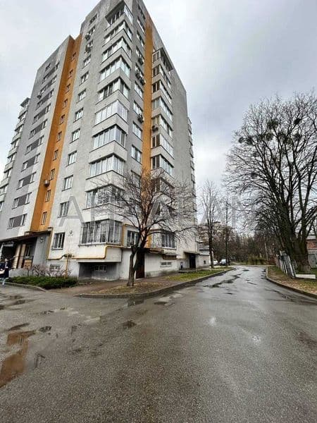 Продам квартиру в  ЖК Щасливий у Вишневому  Святошинська 35А