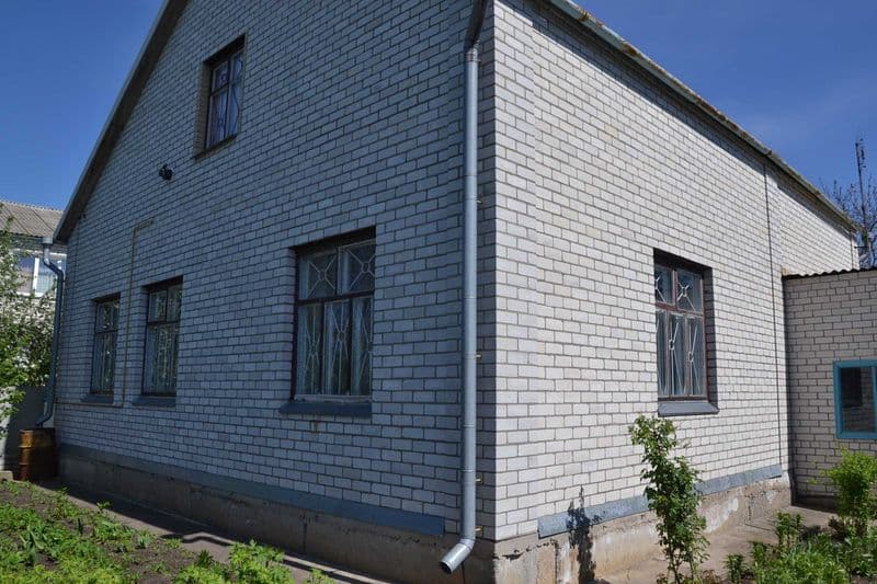 Продам новий великий будинок в м. Берестин (м. Красноград)