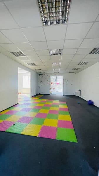 Оредна комерційного приміщення 131 м2 в м. Буча