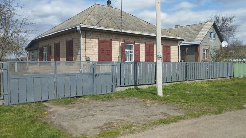 Продаж цегляного будинку Кропивна Черк обл