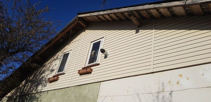 Продається частина житлового будинку