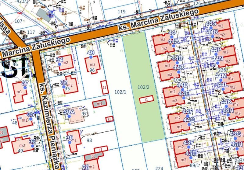 Sprzedam zieloną działkę 1432 m² w centrum Kobyłki.