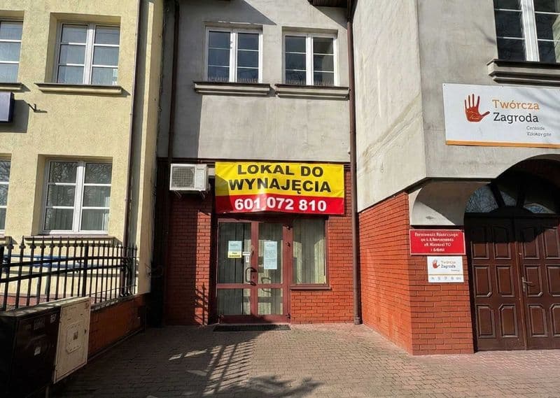 Do wynajęcia od zaraz lokal usługowy 70m² z klimatyzacją Garwolin ul. Staszica 13 Centrum Miasta
