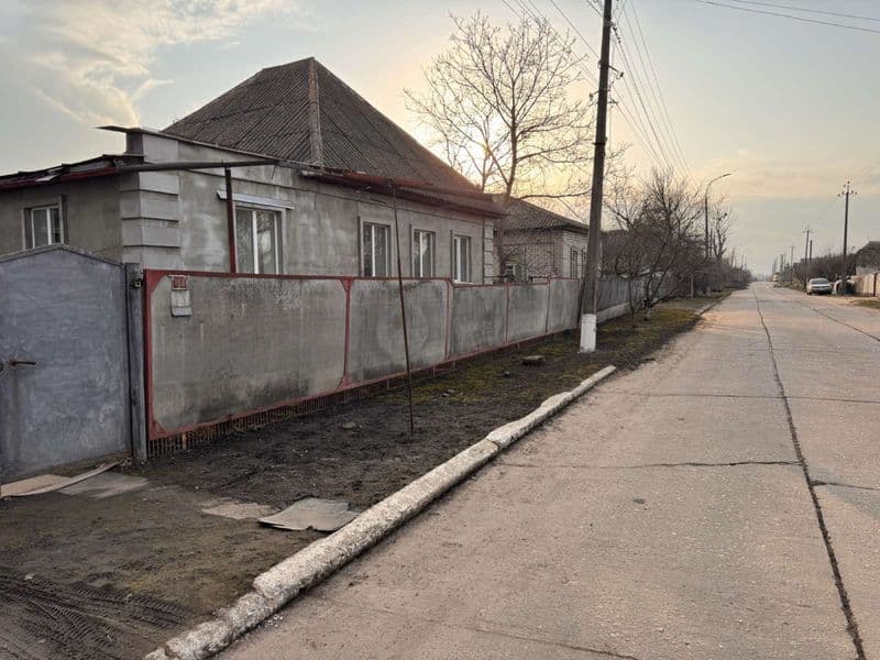 Продається затишний будинок у Прилуках — вулиця Берегова(Кустівці)