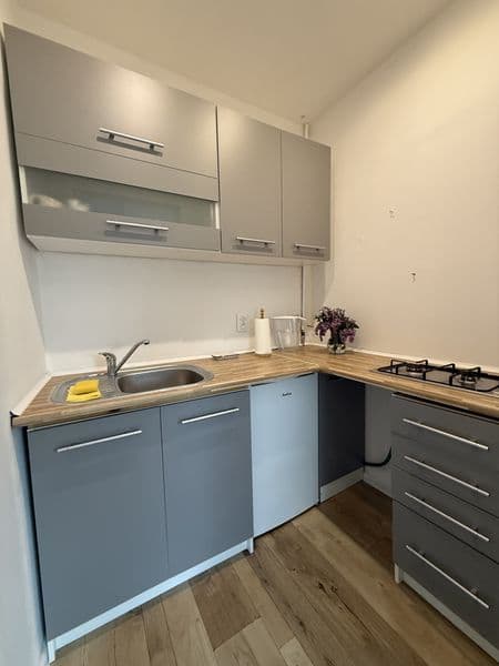 Mieszkanie | Kawalerka 25 m² | Inwestycyjna okazja z potencjałem rozbudowy (strych)