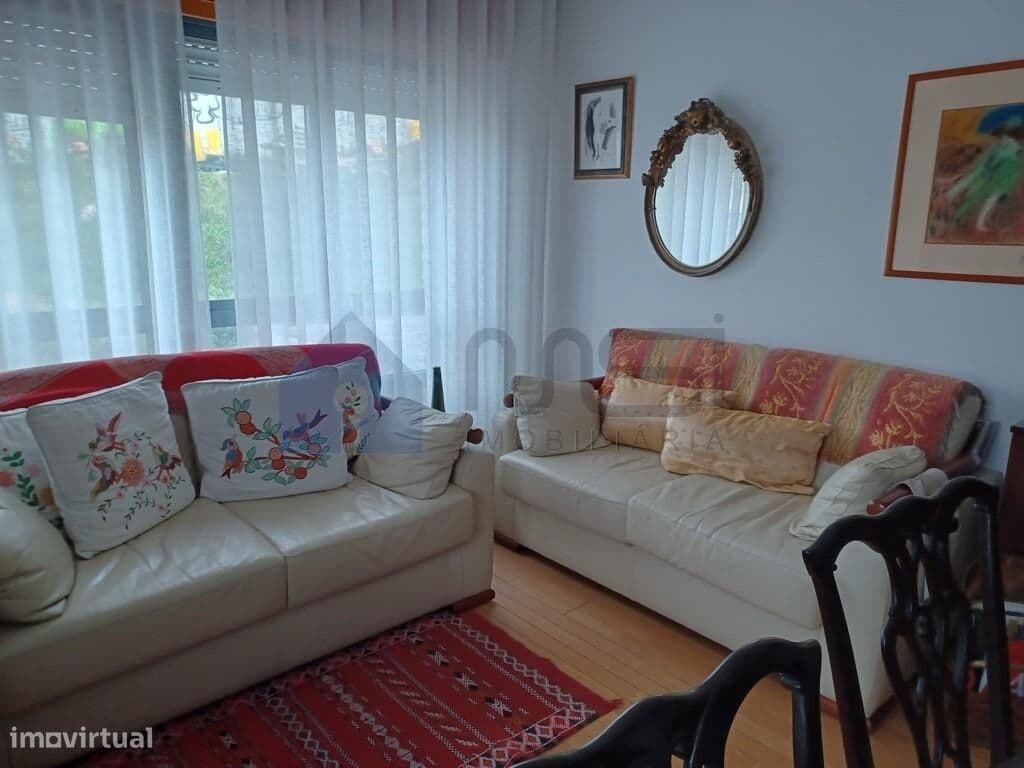 Apartamento T1 com lugar de garagem no Porto