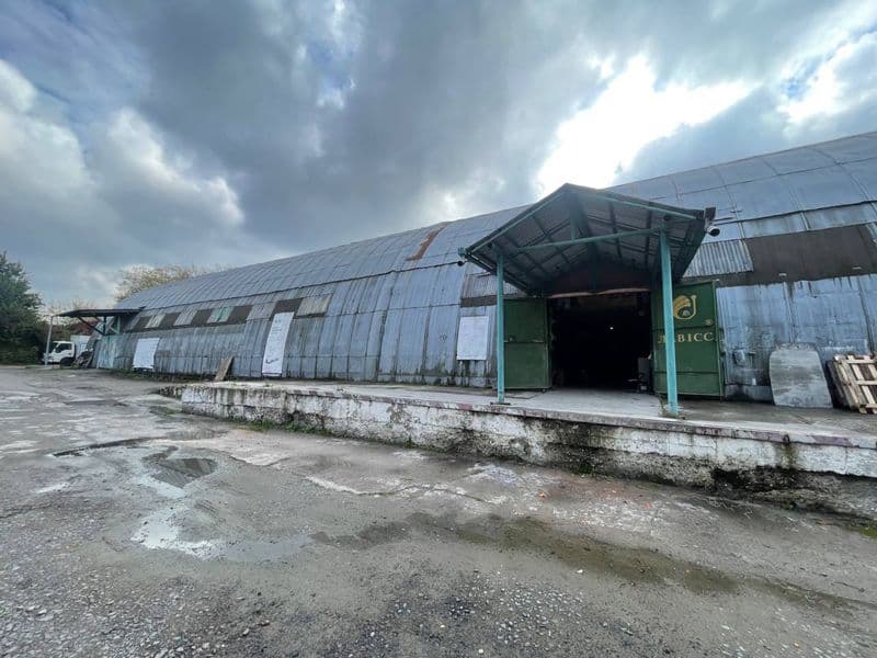 Продам комерційне приміщення Пивзавод