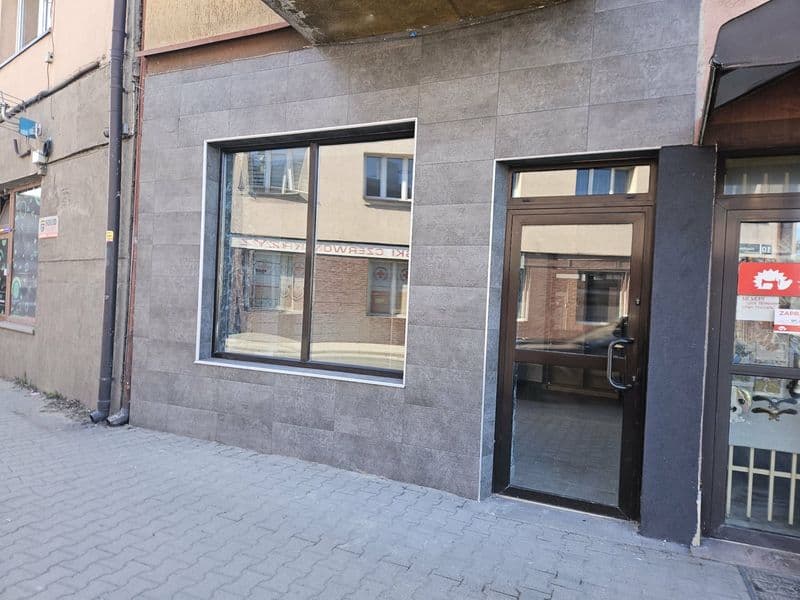 lokal handlowo-usługowy 55 m² – po generalnym remoncie