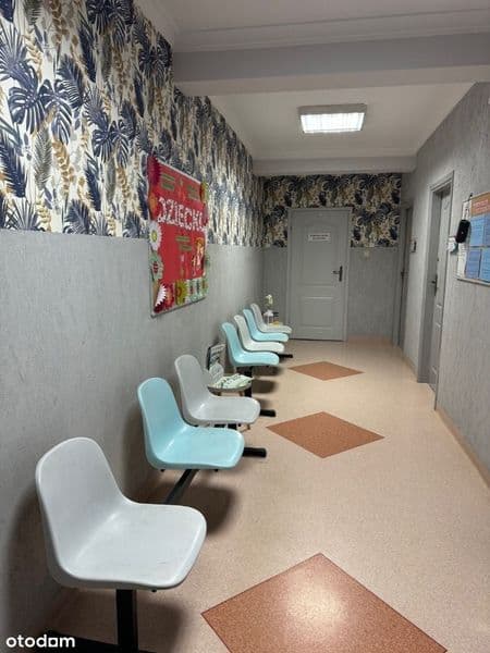 Sprzedam lokal użytkowy w centrum Buska
