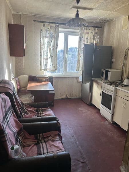 Оренда 4кім. квартири на ТЕРІ 5 ЗАРІЧНИЙ Студентам, у відрядженні, сімейним парам Можна з дітками і домашніми улюбленцями надовгостроково