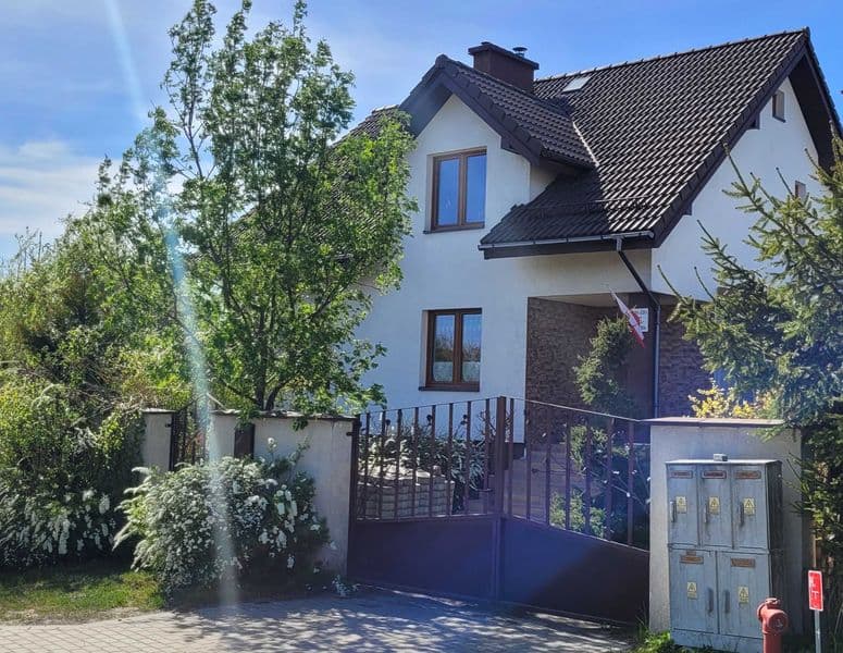 Sprzedam dom z działką 10 arów