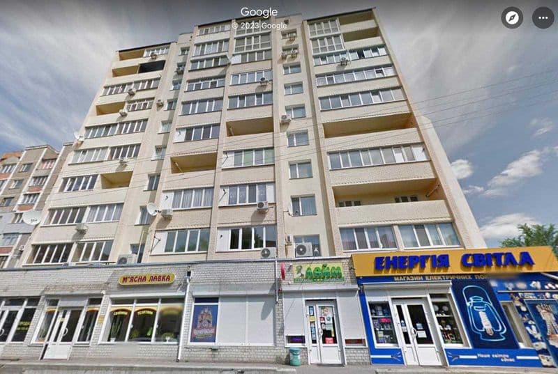 Продається квартира в центрі міста Прилуки з індивідуальним опаленням.