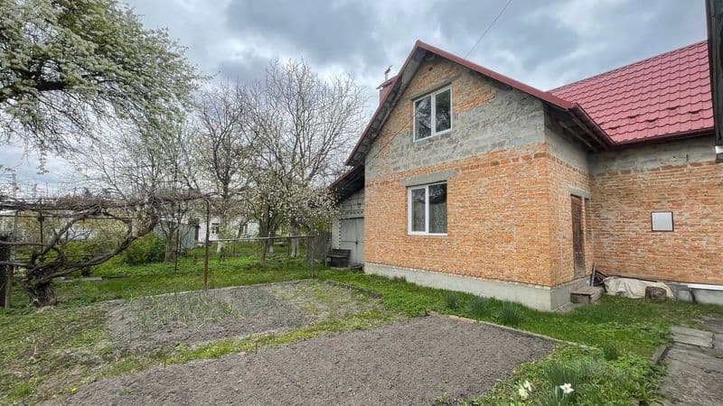 Продаж новозбудованого будинку в Бродах