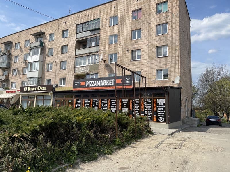 Продаж комерційного приміщення на вул. Мирогощанська, площа 230 кв.м