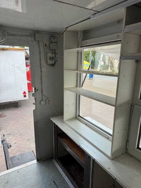 Продається кіоск , 099-749-24-61
