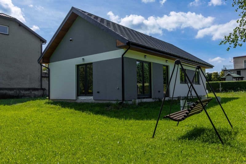 Parterowy dom 85 m² na sprzedaż - spokojna okolica blisko centrum