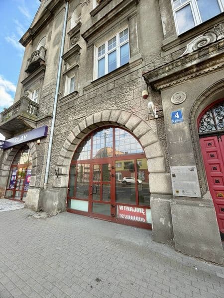 Wynajem wynajmę lokal w centrum rypina rypi zgoda plac Sienkiewicza handlowy handlowo usługowy sala biurowe