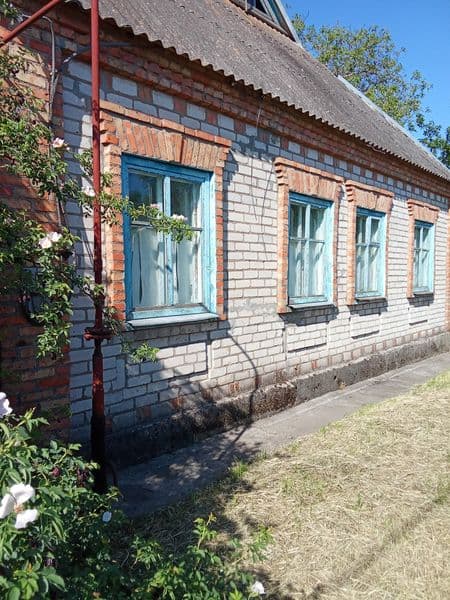 Продам або міняю на квартиру будинок