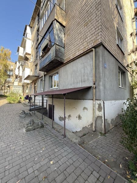 Продається підвальне приміщення /Коперника