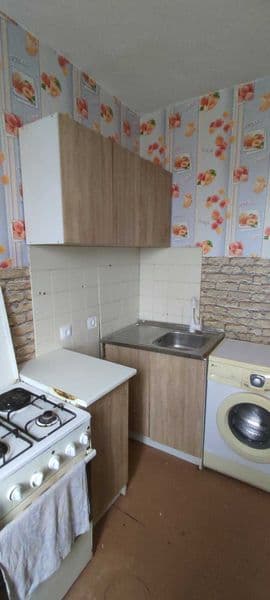 Продажа 2-х к. квартиры  в   Корабельном районе.