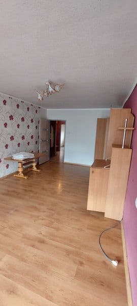 2 pokojowe mieszkanie o powierzchni 48m2 Kety os. Bat. Chłopskich 1