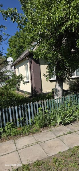 Продається будинок в с.Ромашки .Київська обл.