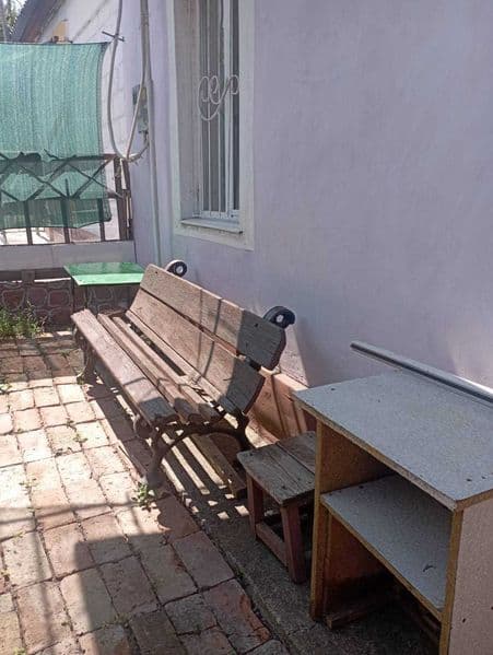 Продається частина будинку зі зручностями, початок вул.Уріцького