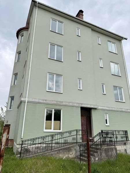 Продаж готелю у Трускавці