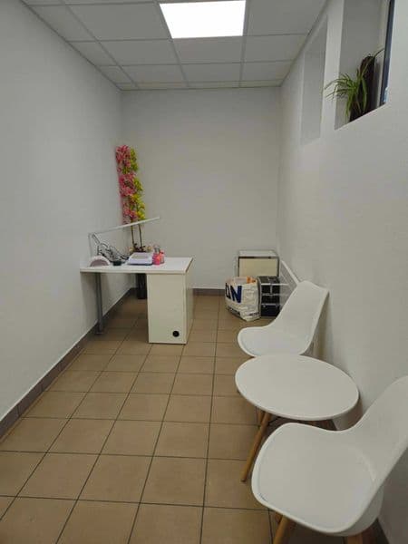 Lokal użytkowy 85 m2, parter witryny Żagań Żaganny !!!