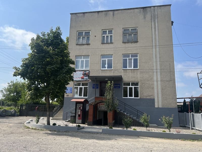 Продаж 300 кв. м під кв, хостел, офіси, школу...