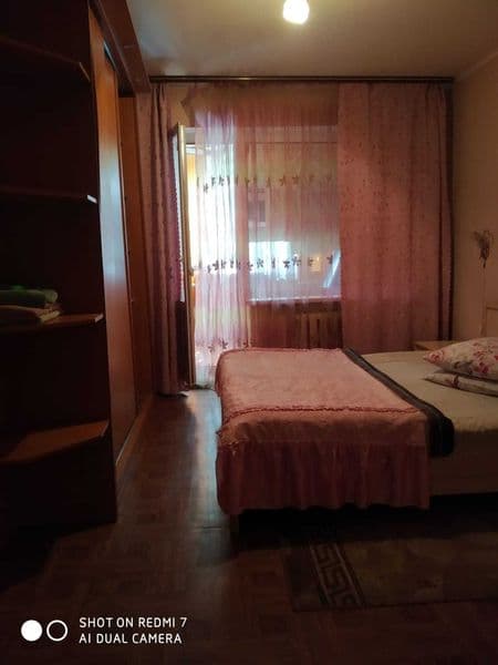Здається квартира з ремонтом , можна короткий строк, військовим, тваринки