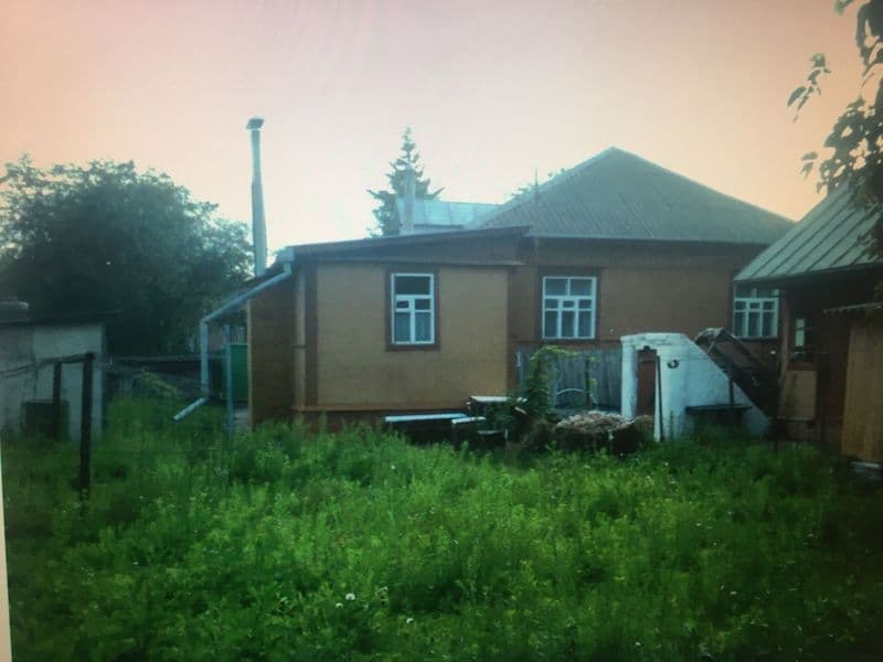 Продам будинок в центрі міста
