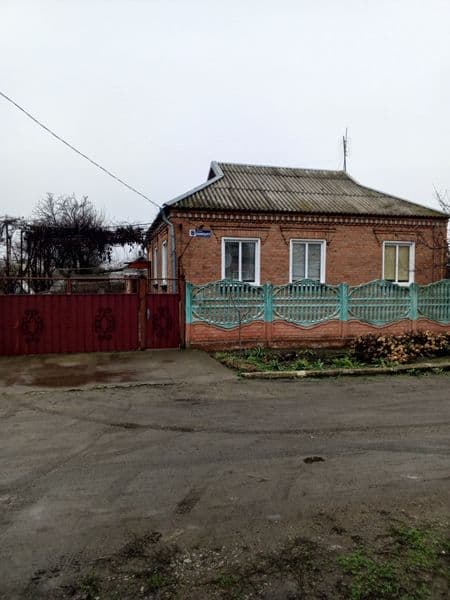 Продам  будинок у відмінному стані  по вул. Вишневецького 8